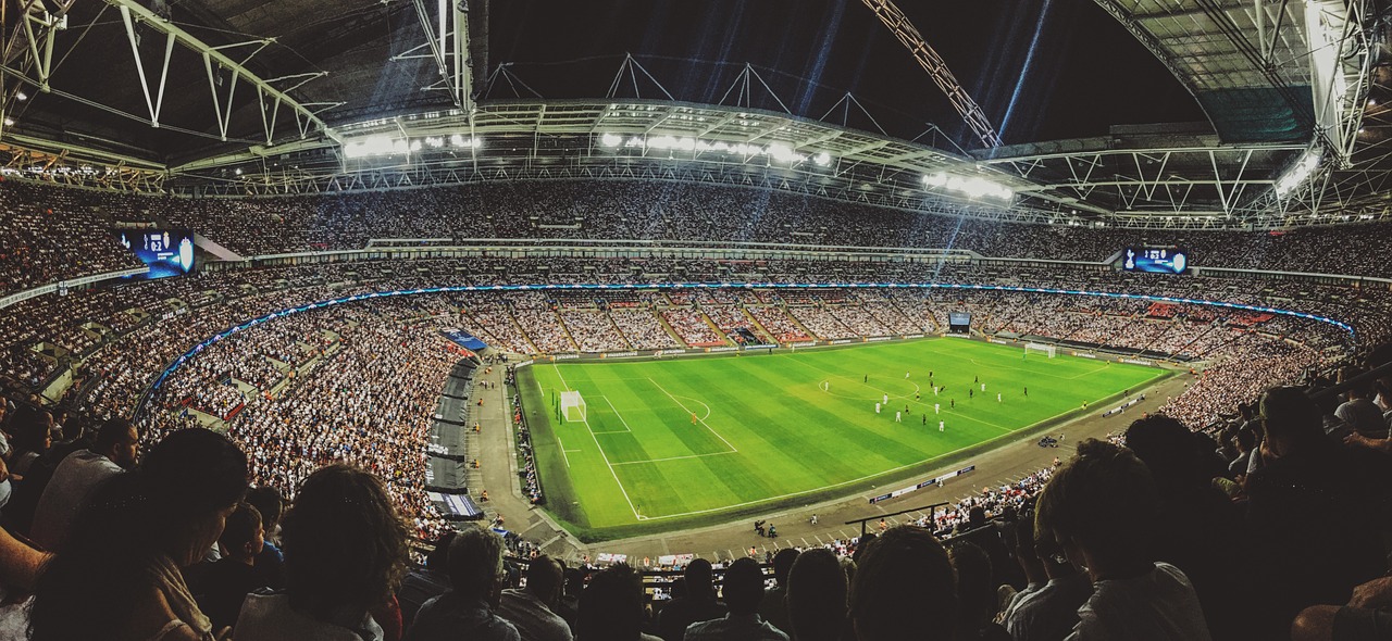 El Impacto de las Apuestas en el Deporte: Cómo Impulsa la Industria y Crea Pasatiempos como las Ligas de Fantasía